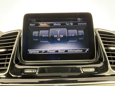 Used 2018 Mercedes-Benz GLS 550 4MATIC image 22