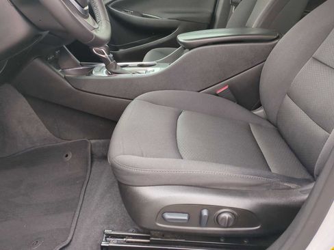 Used 2022 Chevrolet Malibu LT w/ Sport Edition image 19