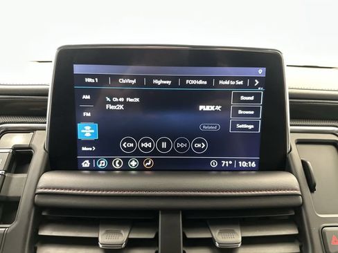 Used 2021 Chevrolet Tahoe RST w/ Luxury Package AWD/4WD image 15