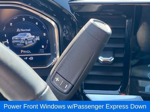 Used 2025 Chevrolet Silverado 1500 LT image 13