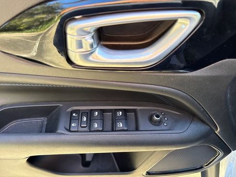 Used 2025 Jeep Compass Latitude w/ Altitude Special Edition image 16