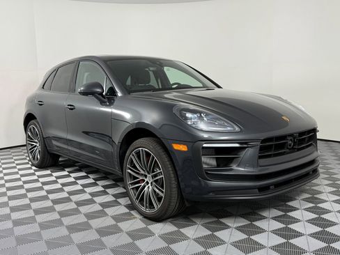 Certified 2026 Porsche Macan S AWD/4WD image 7