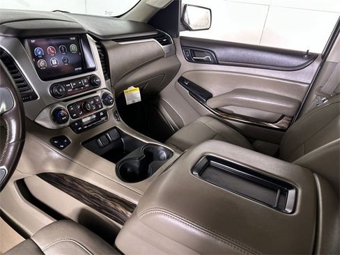 Used 2015 GMC Yukon SLT image 36