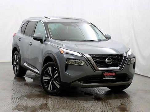 Used 2021 Nissan Rogue SL w/ Premium Package image 1