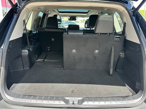 Certified 2024 Toyota Grand Highlander AWD image 9