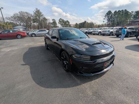 Used 2018 Dodge Charger R/T image 27