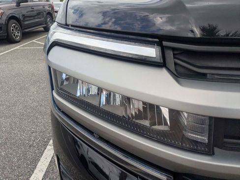 Used 2024 Ford Expedition XLT AWD/4WD image 10