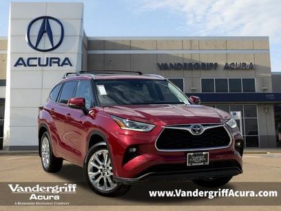 Used 2023 Toyota Highlander Limited
