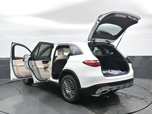 New 2026 Mercedes-Benz GLC 300 4MATIC image 41