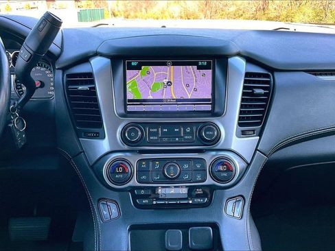 Used 2019 Chevrolet Tahoe LT image 15