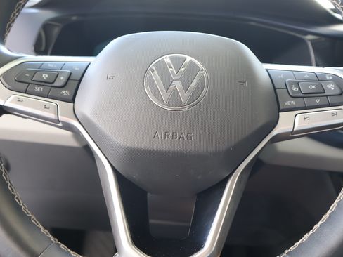 Used 2022 Volkswagen Taos SE w/ IQ.Drive SE Package AWD/4WD image 22