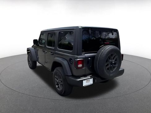 Used 2025 Jeep Wrangler Unlimited Sport AWD/4WD image 10