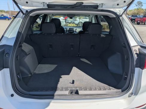 Used 2021 Chevrolet Equinox LS w/ LS Convenience Package image 14