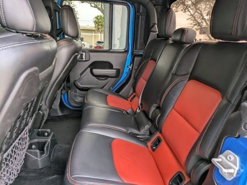 Used 2022 Jeep Gladiator Mojave image 19