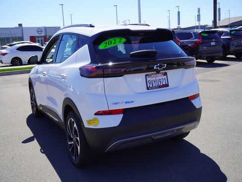 Used 2022 Chevrolet Bolt EUV Premier FWD image 8