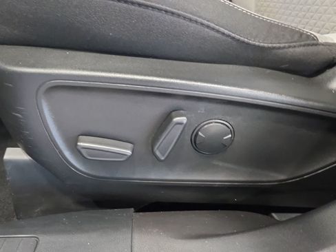 Used 2023 Ford Escape Active AWD/4WD image 19
