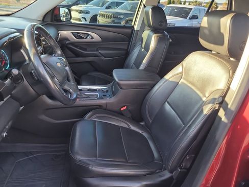 Used 2019 Chevrolet Traverse LT w/ LPO, Black Accent Package image 19