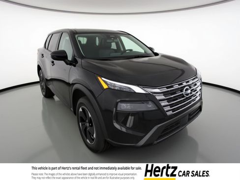 Used 2025 Nissan Rogue SV image 1