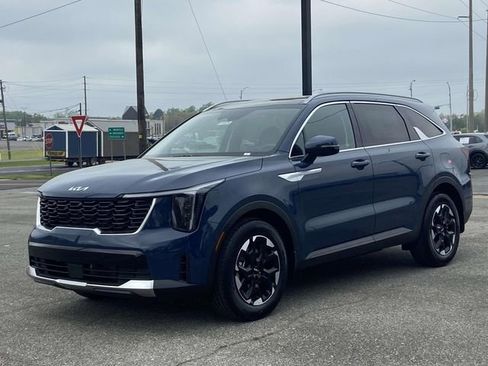 New 2026 Kia Sorento S FWD image 5