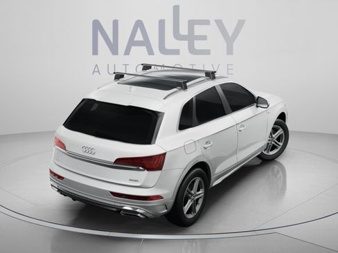Used 2024 Audi Q5 e Prestige w/ Prestige Package AWD/4WD image 4