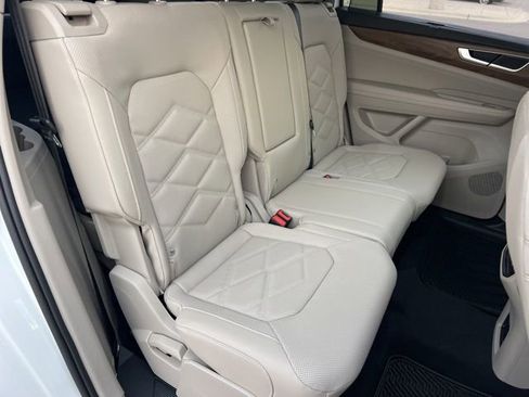 New 2026 Volkswagen Atlas SE image 29