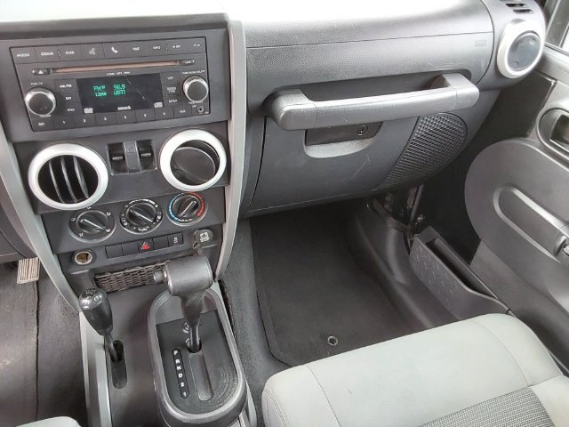 Used 2010 Jeep Wrangler Sahara w/ Trailer Tow Group AWD/4WD image 24