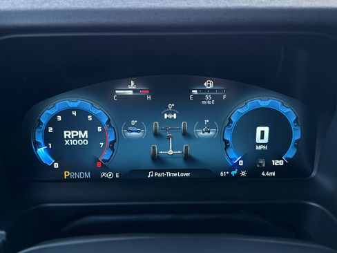 New 2025 Ford Bronco Outer Banks w/ Sasquatch Package image 9