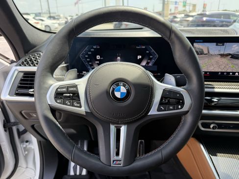 Used 2026 BMW X6 M60i AWD/4WD image 17