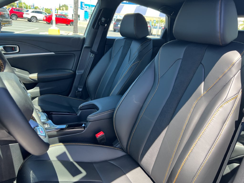Certified 2026 Acura Integra A-Spec w/ Technology Package FWD image 16