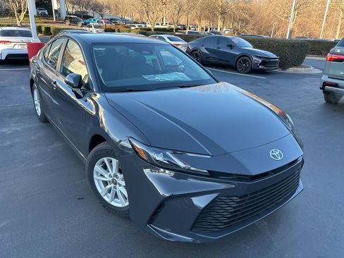 New 2026 Toyota Camry LE image 1