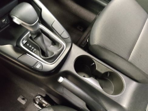 Used 2025 Kia Soul LX w/ LX Technology Package image 26