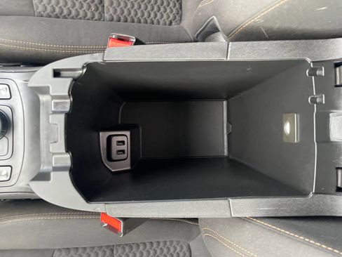 Used 2018 GMC Terrain SLE w/ Driver Convenience Package AWD/4WD image 29