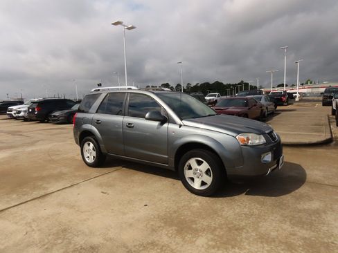 Used 2006 Saturn Vue 2WD V6 w/ Chrome Pkg image 7