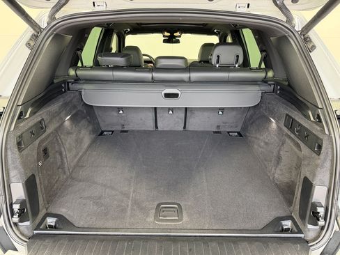 Used 2025 BMW X5 sDrive40i w/ Premium Package RWD image 23