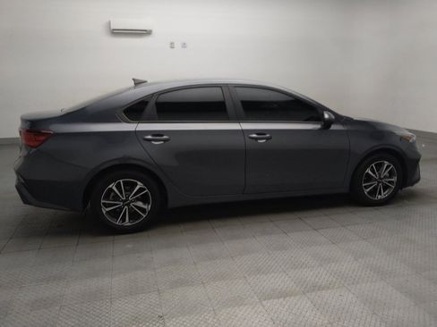 Used 2023 Kia Forte LXS FWD image 10
