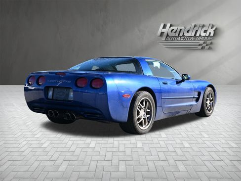 Used 2002 Chevrolet Corvette Coupe image 10
