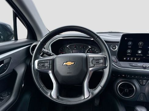 Used 2023 Chevrolet Blazer LT image 17
