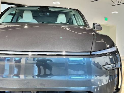 Used 2026 Tesla Model Y Long Range image 5