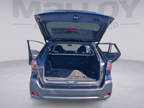 Used 2024 Subaru Outback Premium AWD/4WD image 19
