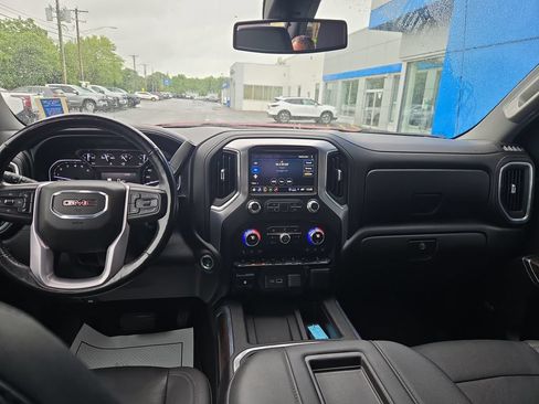 Certified 2021 GMC Sierra 1500 SLT w/ SLT Convenience Package AWD/4WD image 18