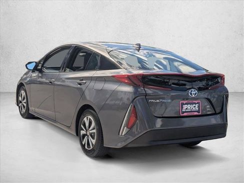 Used 2019 Toyota Prius Prime Plus image 7