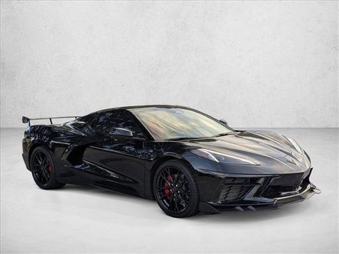 Used 2024 Chevrolet Corvette Stingray Convertible w/ 1LT image 3