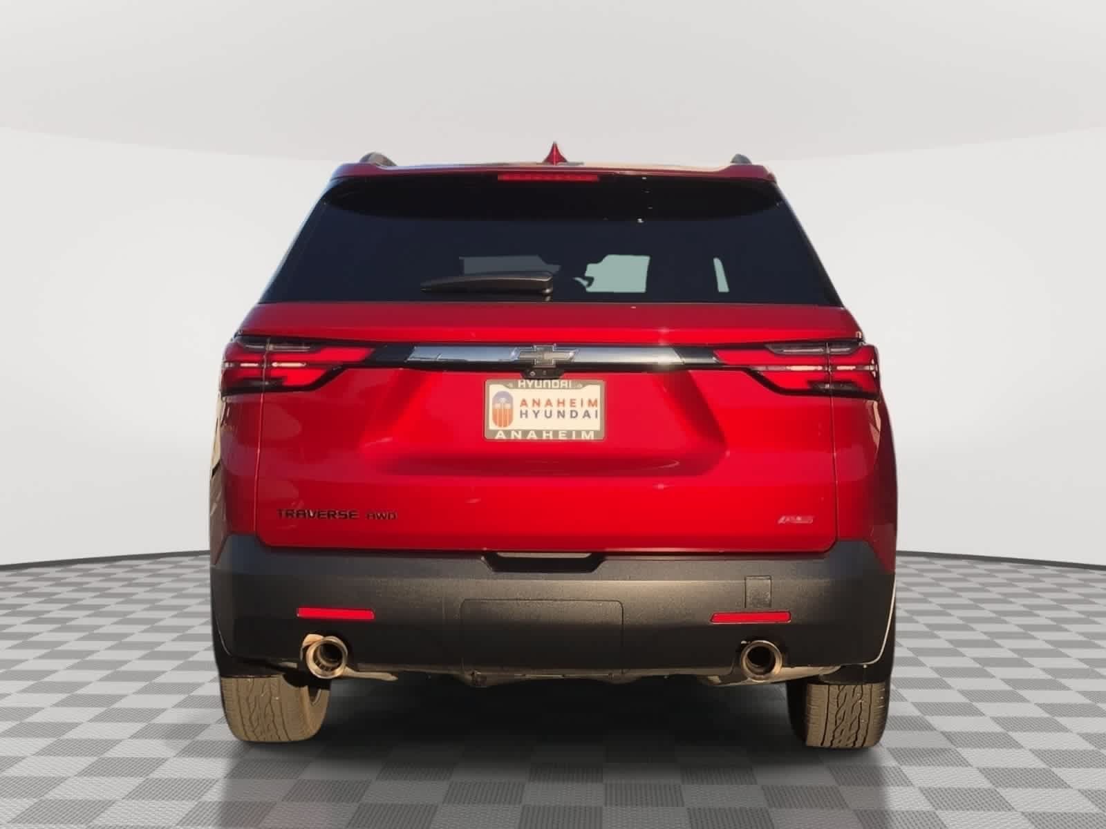 Used 2023 Chevrolet Traverse RS w/ LPO, Floor Liner Package AWD/4WD image 8
