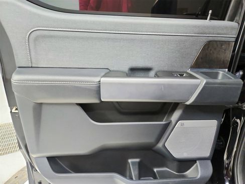Used 2023 Ford F250 Lariat image 36