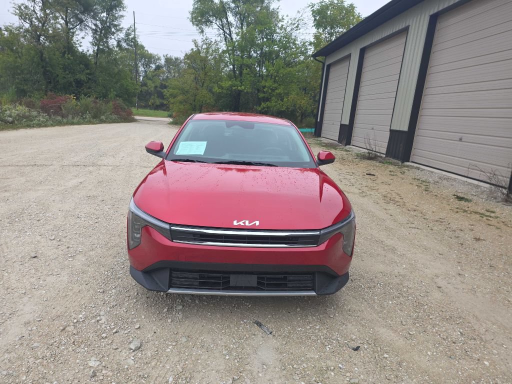 Used 2025 Kia K4 FWD image 2