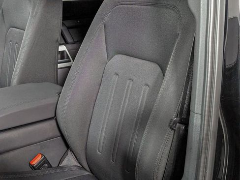 Used 2021 Land Rover Defender 110 image 14