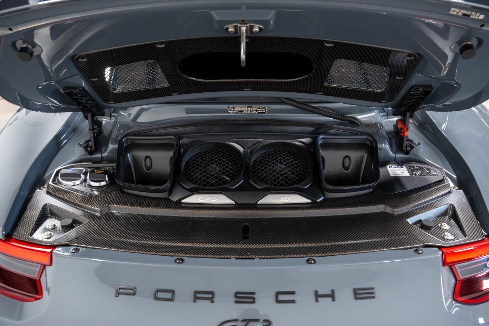 Used 2018 Porsche 911 GT3 RWD image 60