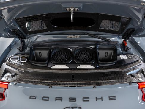 Used 2018 Porsche 911 GT3 RWD image 60