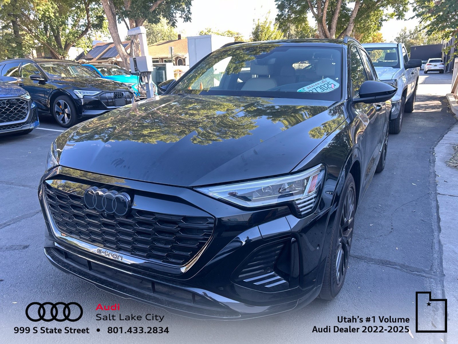 Used 2024 Audi Q8 e-tron Prestige w/ Prestige Package AWD/4WD image 1