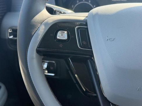 Certified 2022 Lincoln Corsair FWD w/ Equipment Group 101A image 12